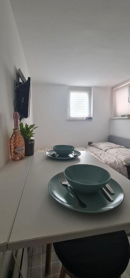 Apartment Roberta Zagreb Buitenkant foto